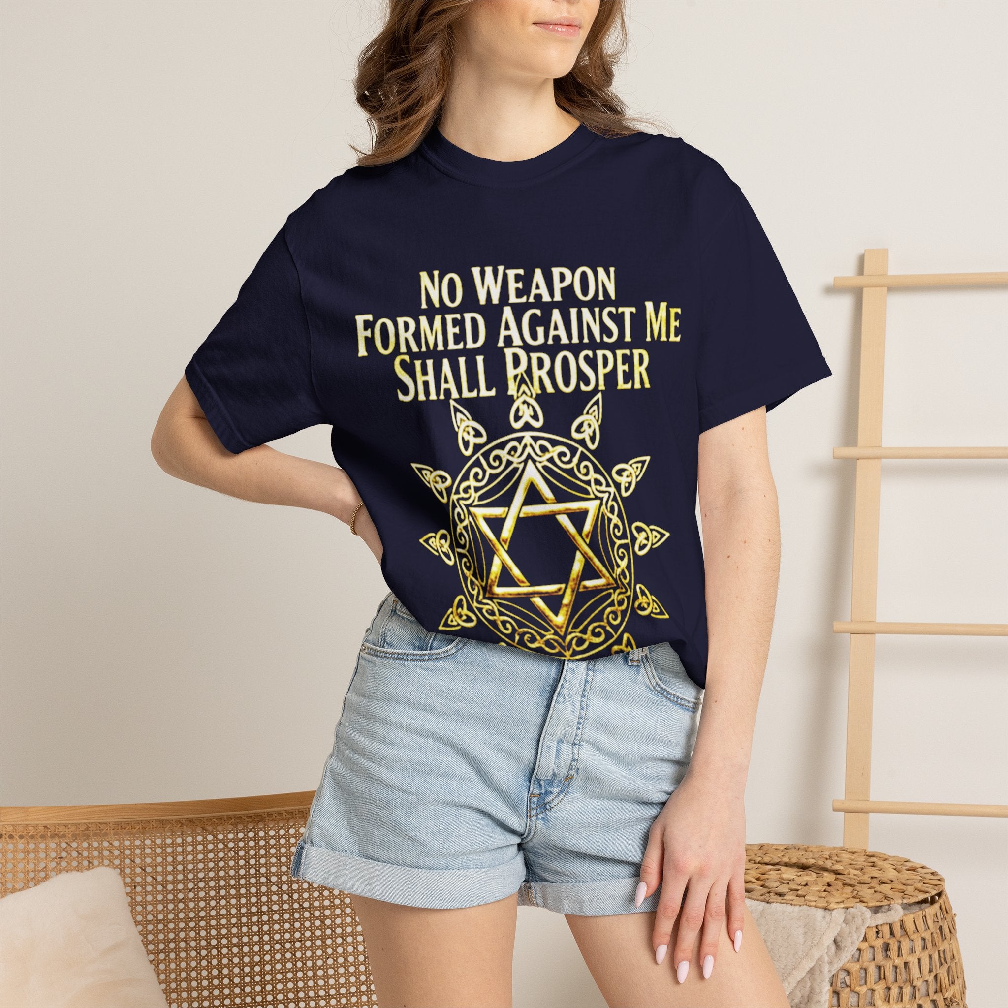 T-shirt Étoile de David Spirituelle — Tee-shirt Inspirant "Aucune arme forgée contre moi ne prospérera"